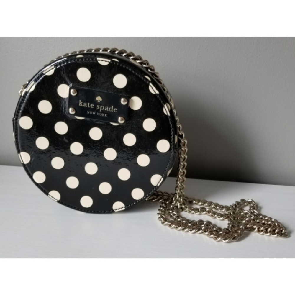 MAKE AN OFFER      Kate Spade Round Polkadot Purse